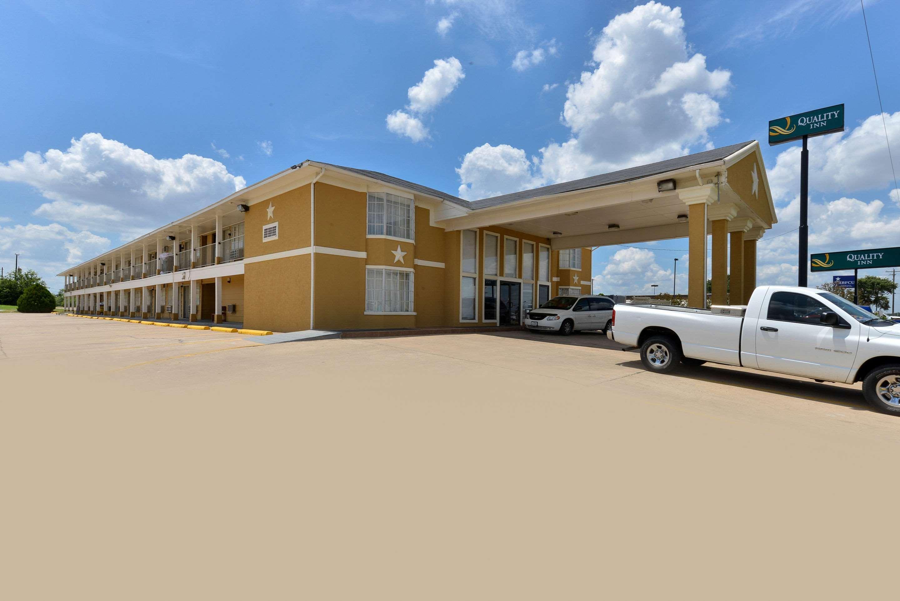 Quality Inn Gonzales Ngoại thất bức ảnh